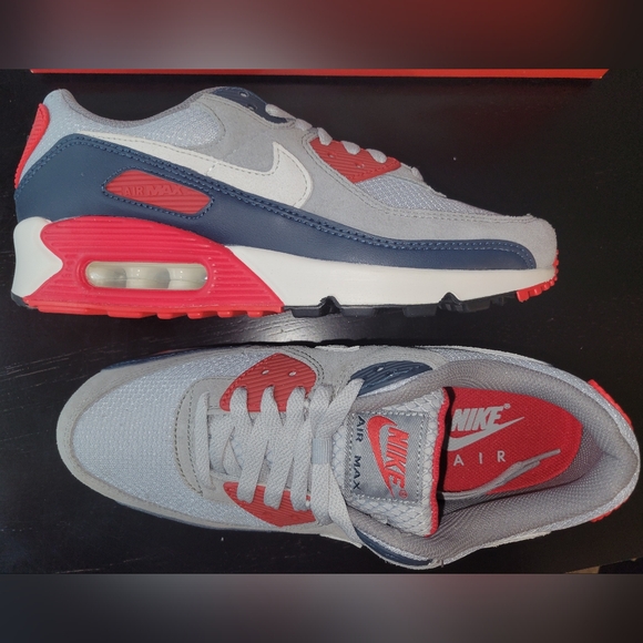 Nike Air Max 90 Light Smoke Grey/Armory Navy/Fire Red/Phantom - Picture 1 of 8